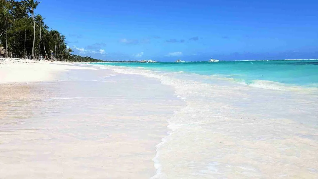 Los Corales Beach 3 3
