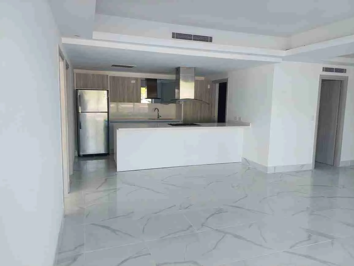 Exclusive 2 Apartment for sale with 2 balconies and beach access 18 Exclusive 2 Apartment for sale with 2 balconies and beach access 18