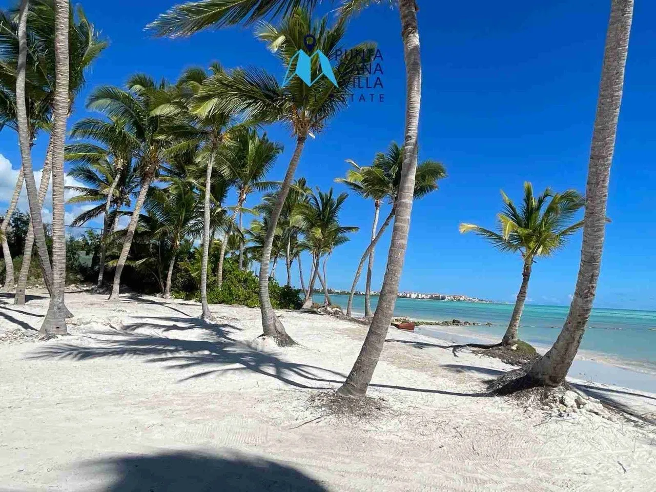 Lot for sale, Juanillo Bay, Cap Cana beach view