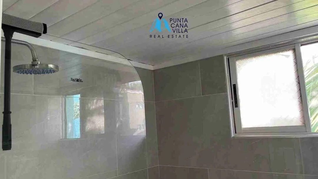 Condo for sale in Los Corales, Punta Cana, bathroom