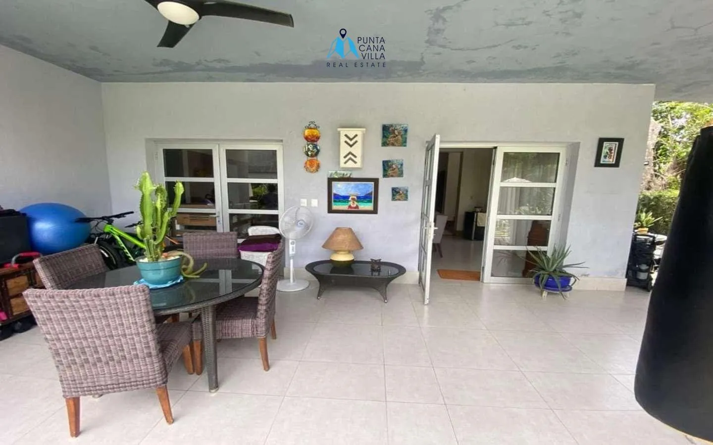 Elegant Five Bedroom Villa For Sale In Bavaro, Punta Cana ()