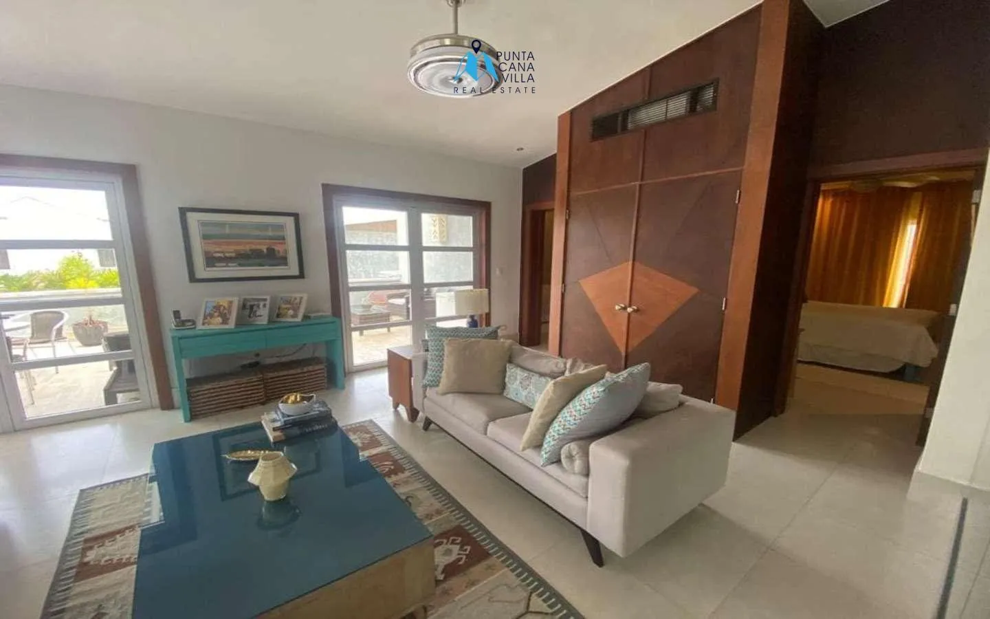 Elegant Five Bedroom Villa For Sale In Bavaro, Punta Cana ()