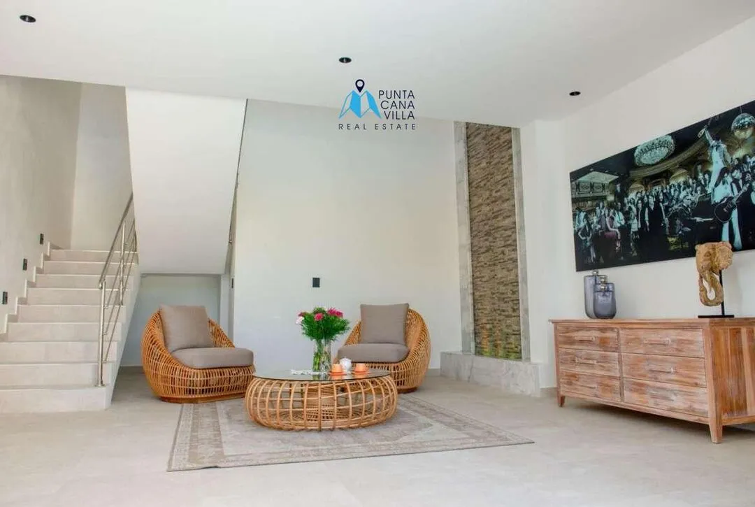 Las Iguanas, Five Bedroom Villa For Sale In Cap Cana, Punta Cana ()