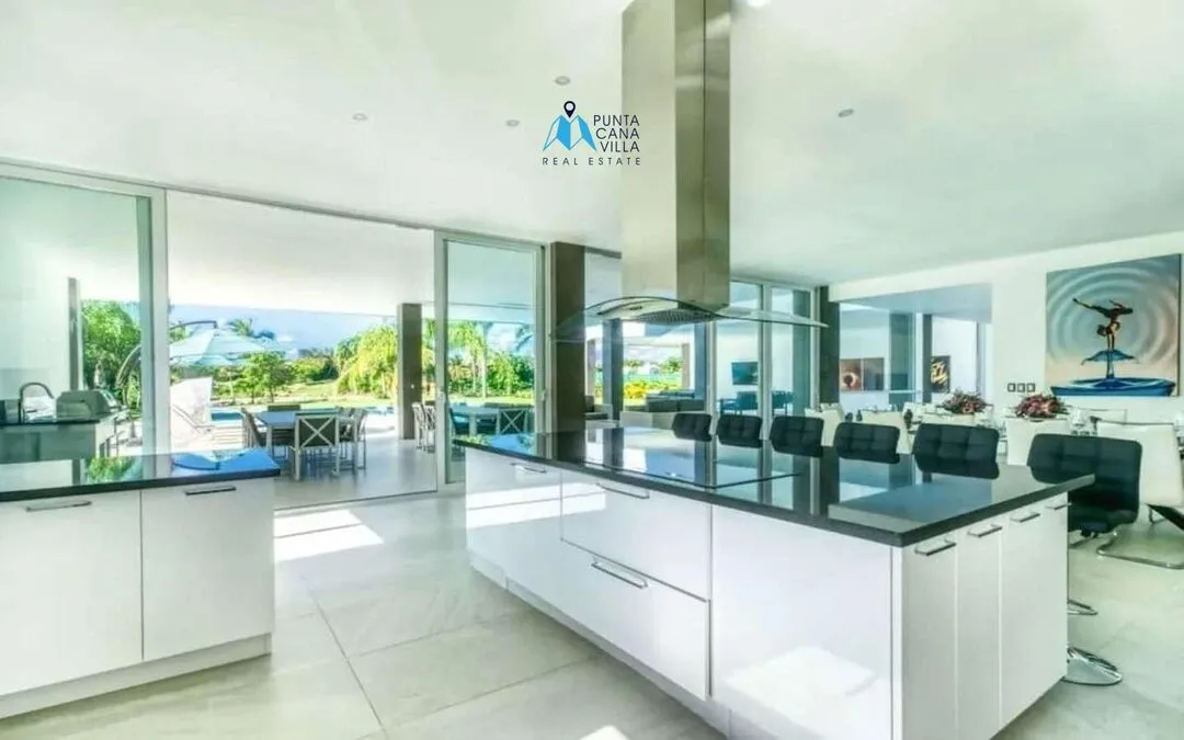 Las Palmas , Six Bedroom Villa For Sale in Cap cana, Punta Cana ()