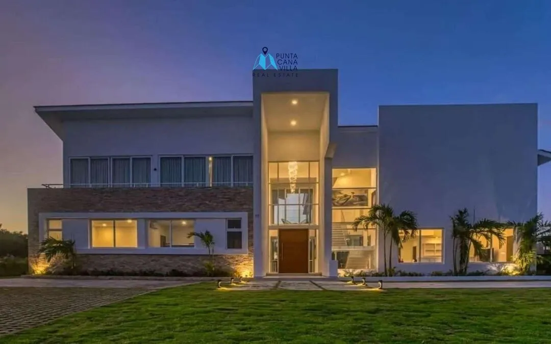Villa For Sale in Cap Cana, Las Palmas