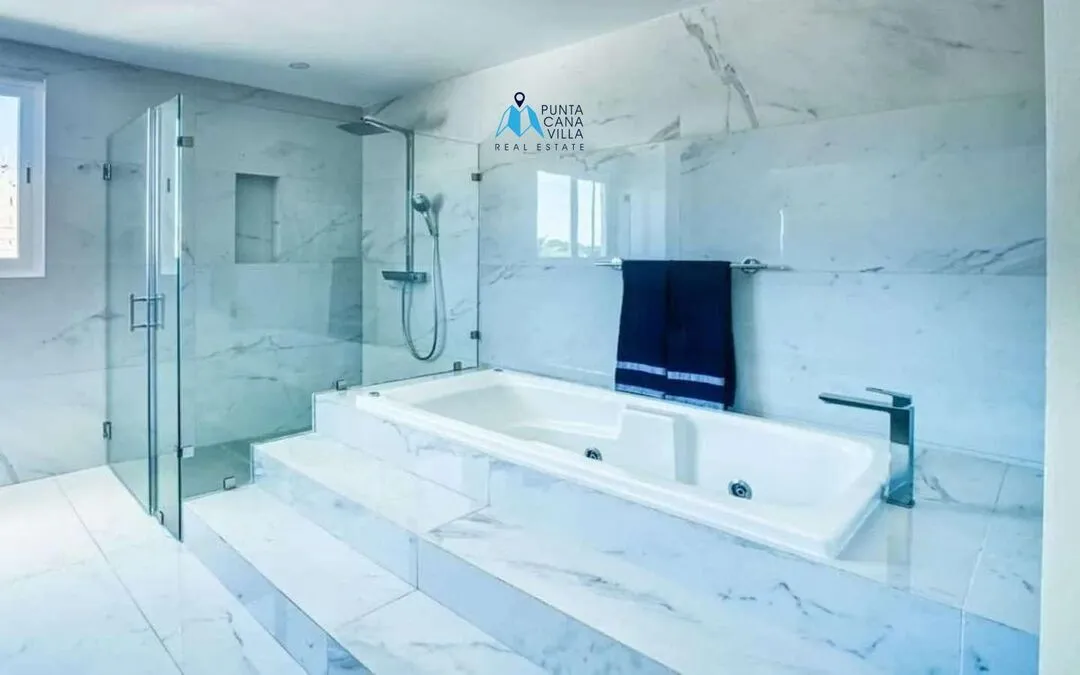 Las Palmas , Six Bedroom Villa For Sale in Cap cana, Punta Cana ()
