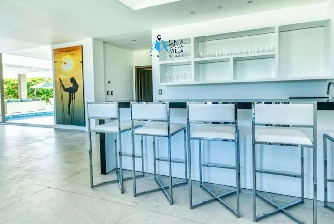 Las Palmas , Six Bedroom Villa For Sale in Cap cana, Punta Cana ()