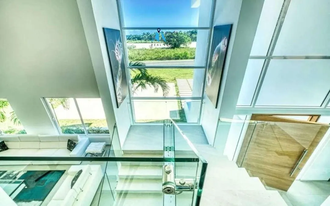 Las Palmas , Six Bedroom Villa For Sale in Cap cana, Punta Cana ()