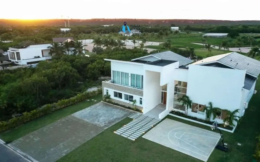 Las Palmas , Six Bedroom Villa For Sale in Cap cana, Punta Cana ()