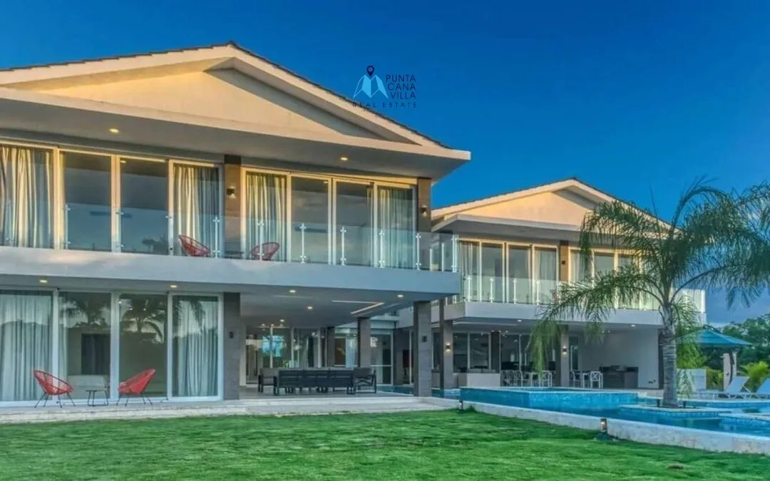 Las Palmas , Six Bedroom Villa For Sale in Cap cana, Punta Cana ()