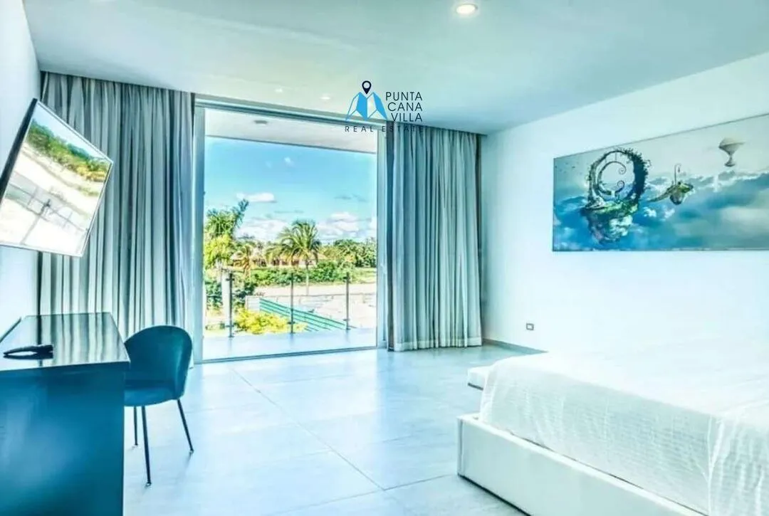 Las Palmas , Six Bedroom Villa For Sale in Cap cana, Punta Cana ()