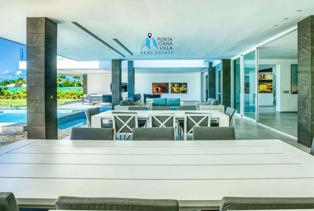 Las Palmas , Six Bedroom Villa For Sale in Cap cana, Punta Cana ()