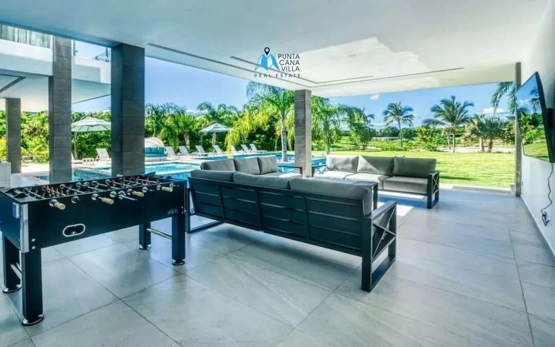 Las Palmas , Six Bedroom Villa For Sale in Cap cana, Punta Cana ()