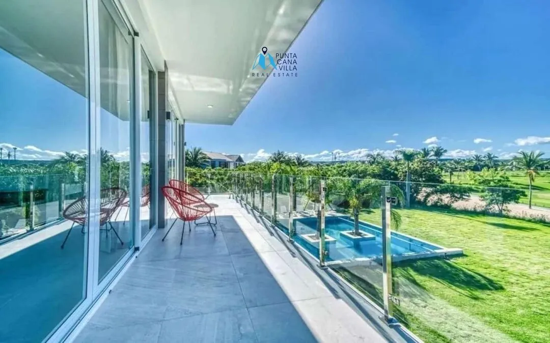 Las Palmas , Six Bedroom Villa For Sale in Cap cana, Punta Cana ()