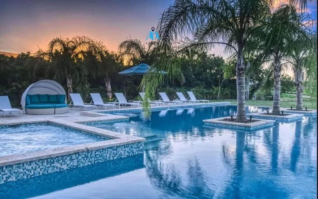 Las Palmas , Six Bedroom Villa For Sale in Cap cana, Punta Cana ()