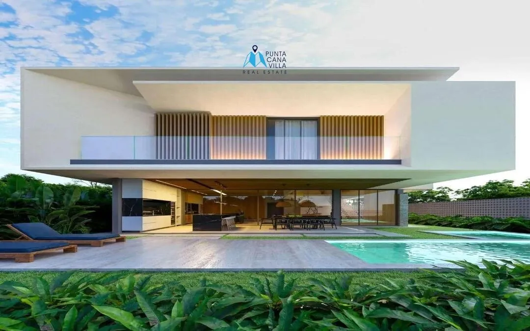 For sale in Punta Cana Village, four-bedroom villa in Punta Cana