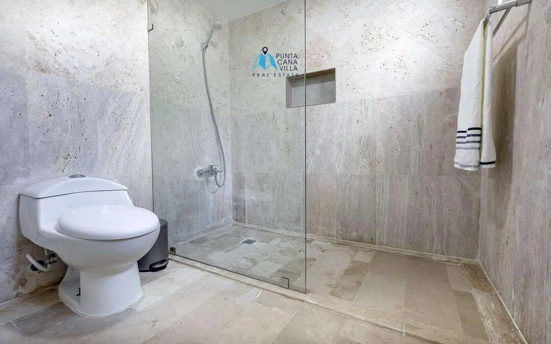 Punta Cana, condo d’une chambre à vendre avec vue sur la piscine