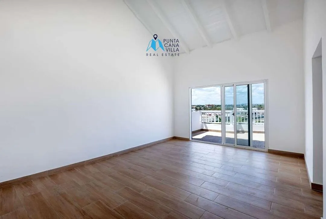 Condos for sale in Bavaro, Punta Cana, One bedroom apartment with views of the pool, ID ()