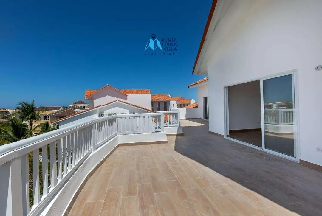 Condos for sale in Bavaro, Punta Cana, One bedroom apartment with views of the pool, ID ()
