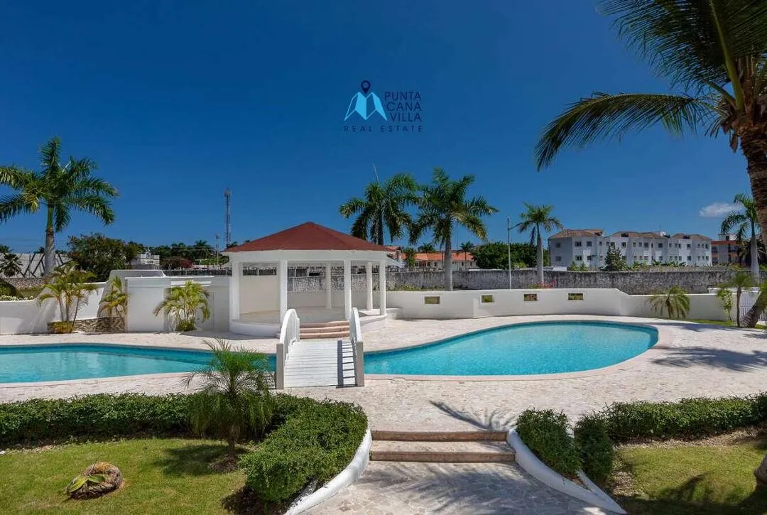 Condos for sale in Bavaro, Punta Cana, One bedroom apartment with views of the pool, ID ()