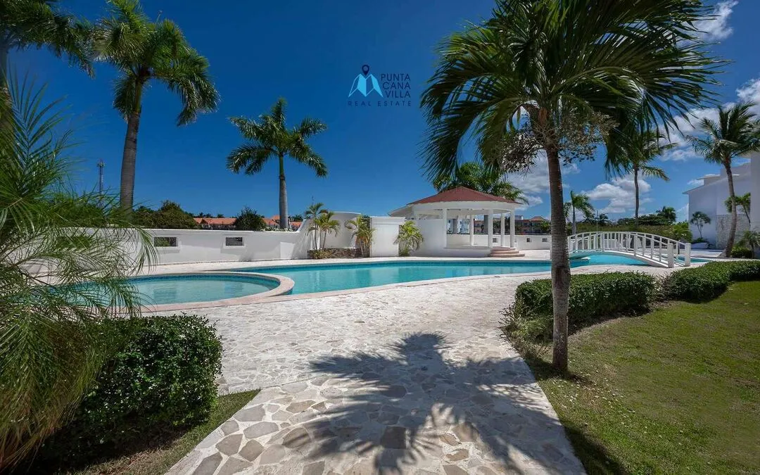 Punta Cana, condo d’une chambre à vendre avec vue sur la piscine
