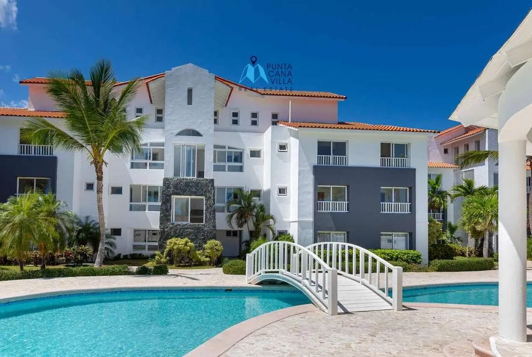 Condos for sale in Bavaro, Punta Cana, One bedroom apartment with views of the pool, ID ()