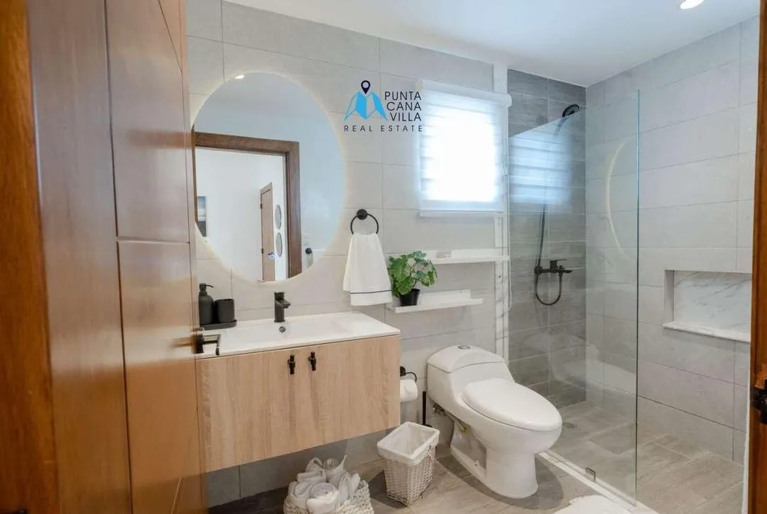 Punta Cana condos for sale, four bedroom condo in Bavaro with water park, Velero at Punta Cana ()