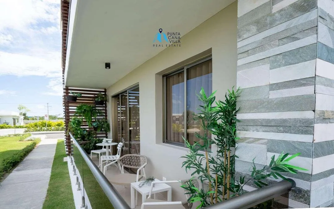 Punta Cana condos for sale, four bedroom condo in Bavaro with water park, Velero at Punta Cana ()