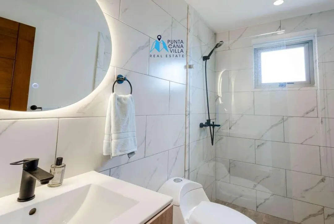 Punta Cana condos for sale, two bedroom condo in Bavaro within gated community, Velero at Pnta Cana ()
