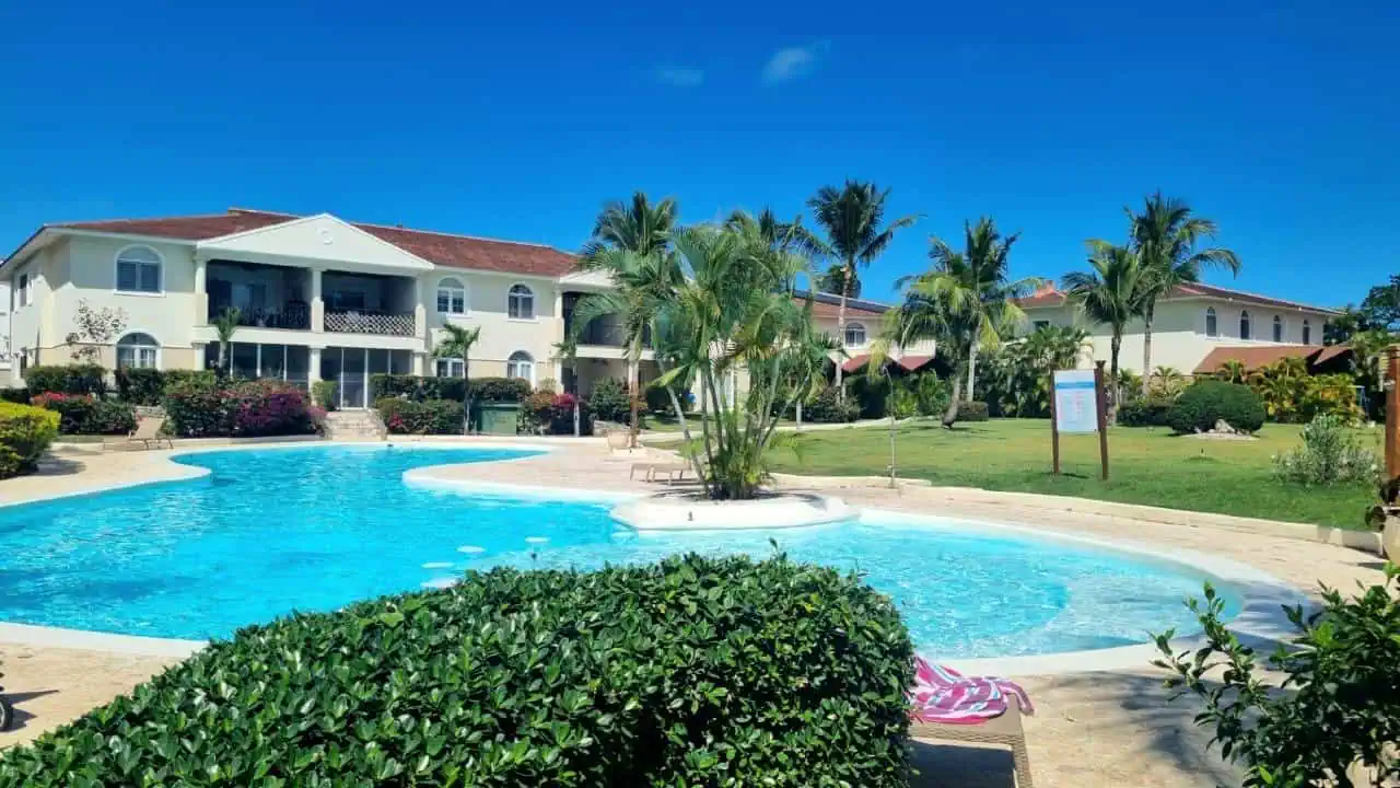 Cocotal Golf & Country Club in Punta Cana, three-bedroom apartment for sale with view of Golf Course