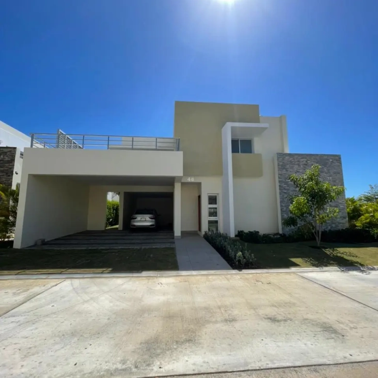 ID , San Juan Lakes. Maison de trois chambres à vendre à Punta Cana ()