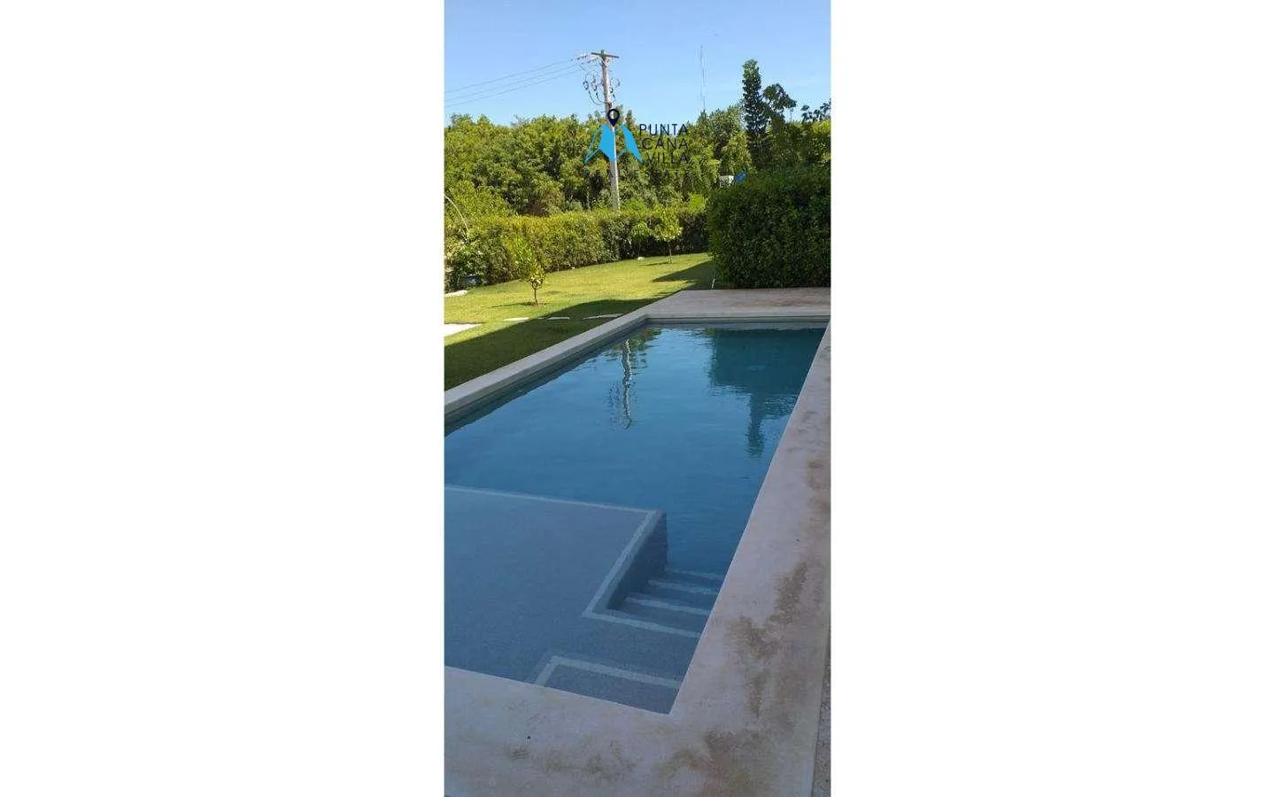 Spacious three bedroom condo for sale in Punta Cana Village ()