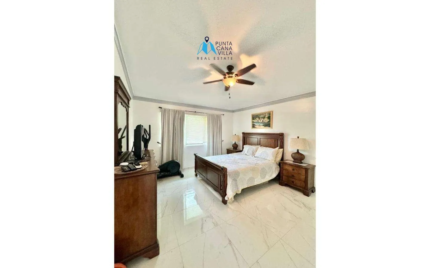 Cocotal Four Bedroom Villa For Sale In Bavaro () Cocotal Four Bedroom Villa For Sale In Bavaro ()
