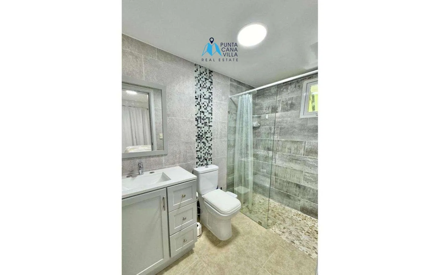 Cocotal Four Bedroom Villa For Sale In Bavaro () Cocotal Four Bedroom Villa For Sale In Bavaro ()