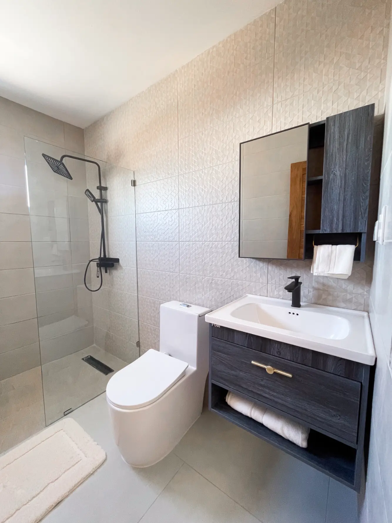 ID , Three Bedroom Villa for Sale at White Palms, West Side, Punta Cana ()