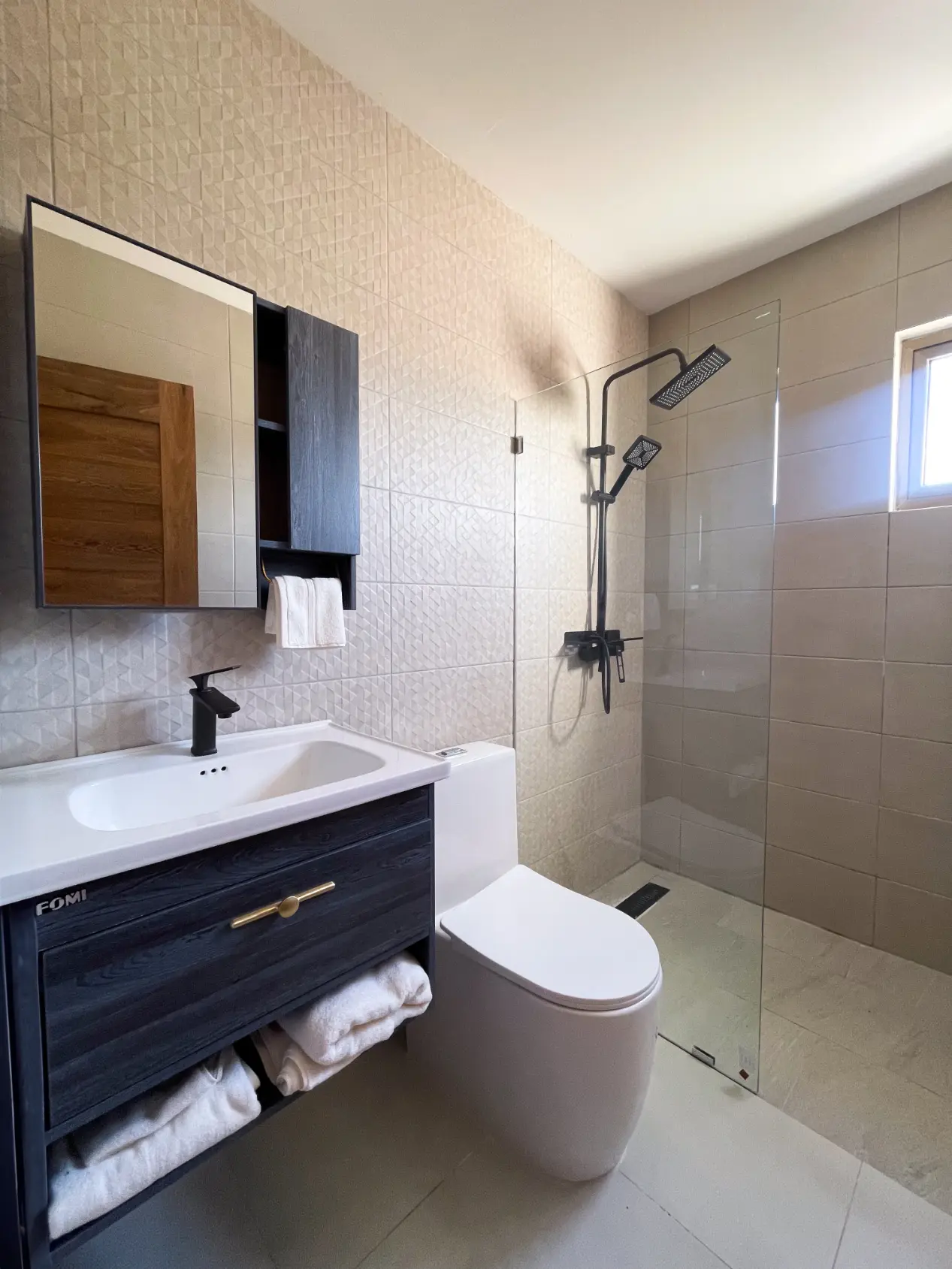 ID , Three Bedroom Villa for Sale at White Palms, West Side, Punta Cana ()