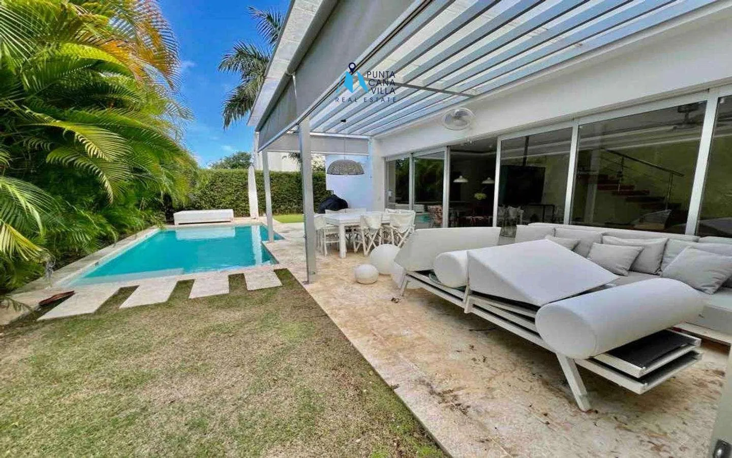 Bavaro Three bedroom villa for sale in Downtown Punta Cana ()