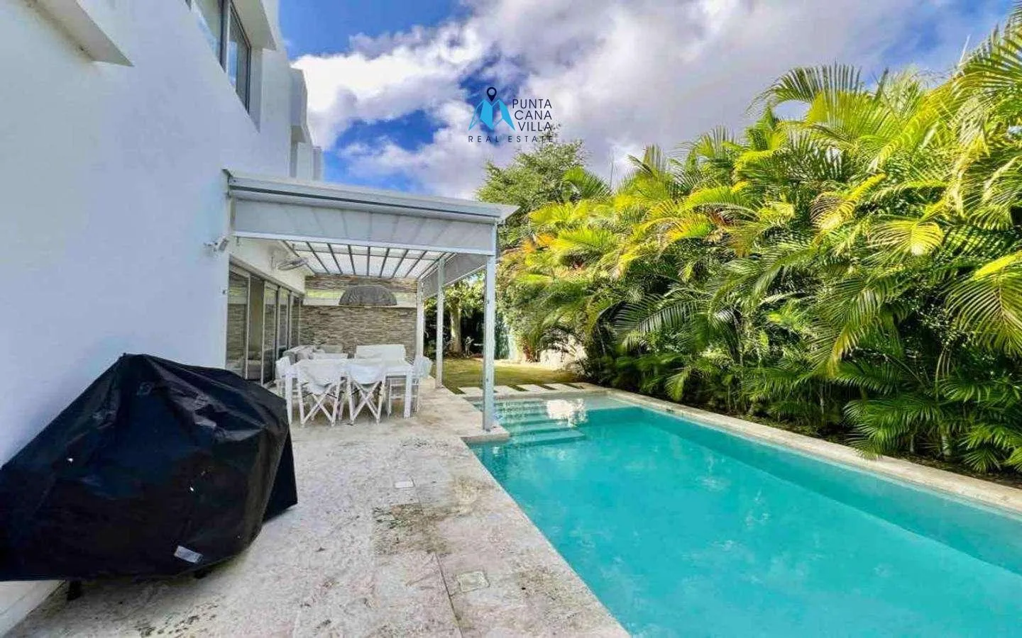 Bavaro Three bedroom villa for sale in Downtown Punta Cana ()