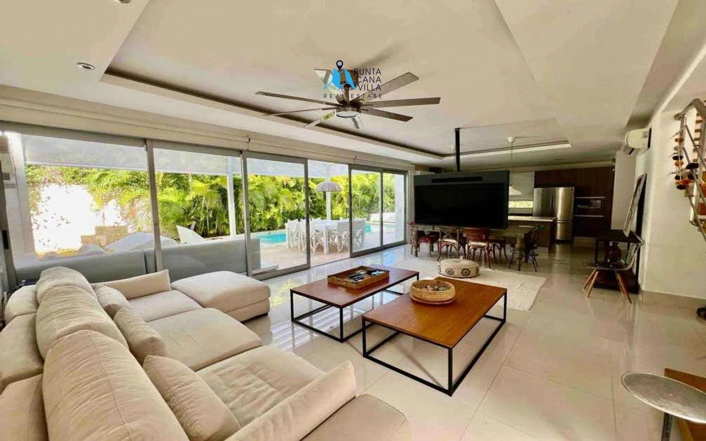 Bavaro Three bedroom villa for sale in Downtown Punta Cana ()
