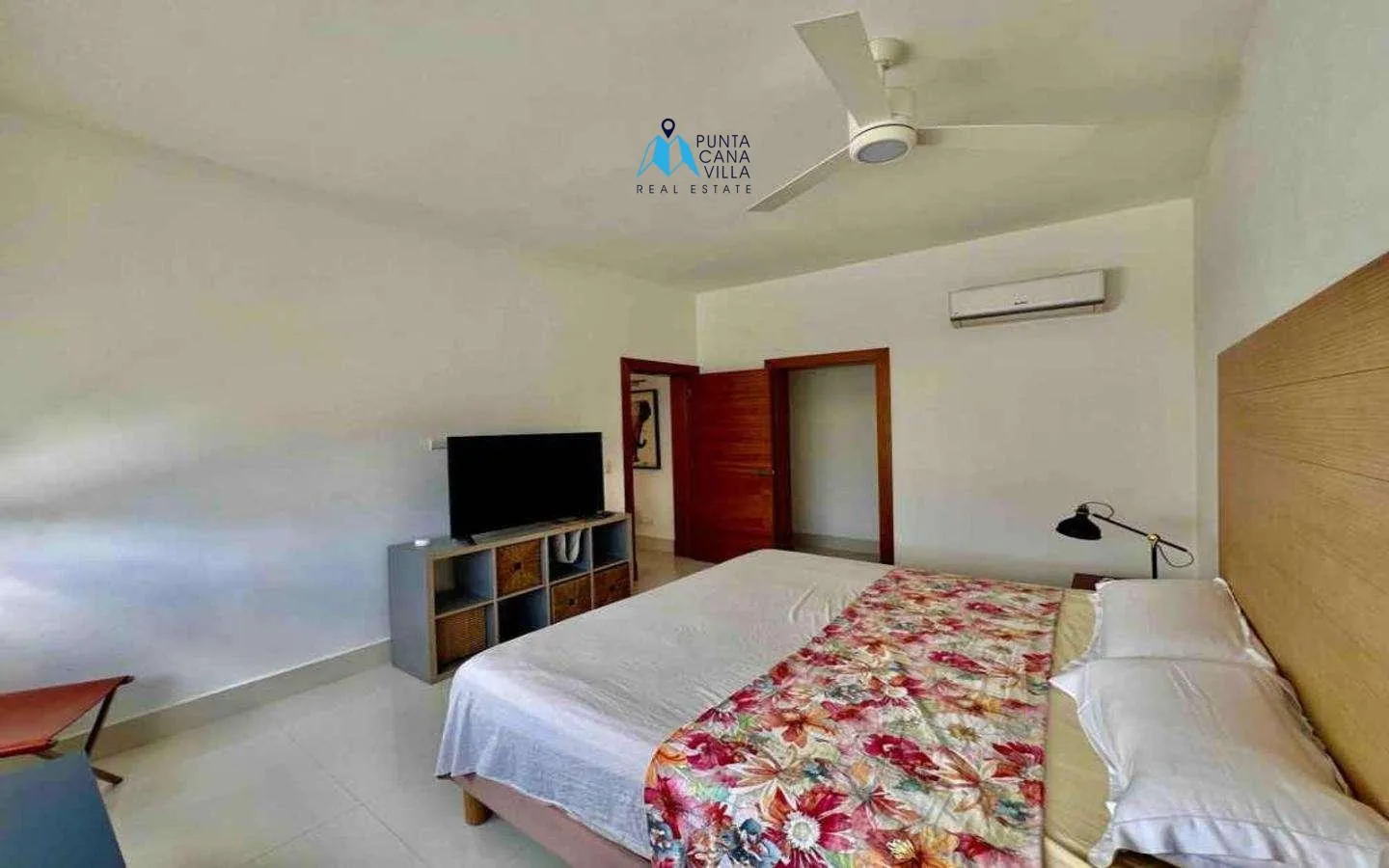 Bavaro Three bedroom villa for sale in Downtown Punta Cana ()