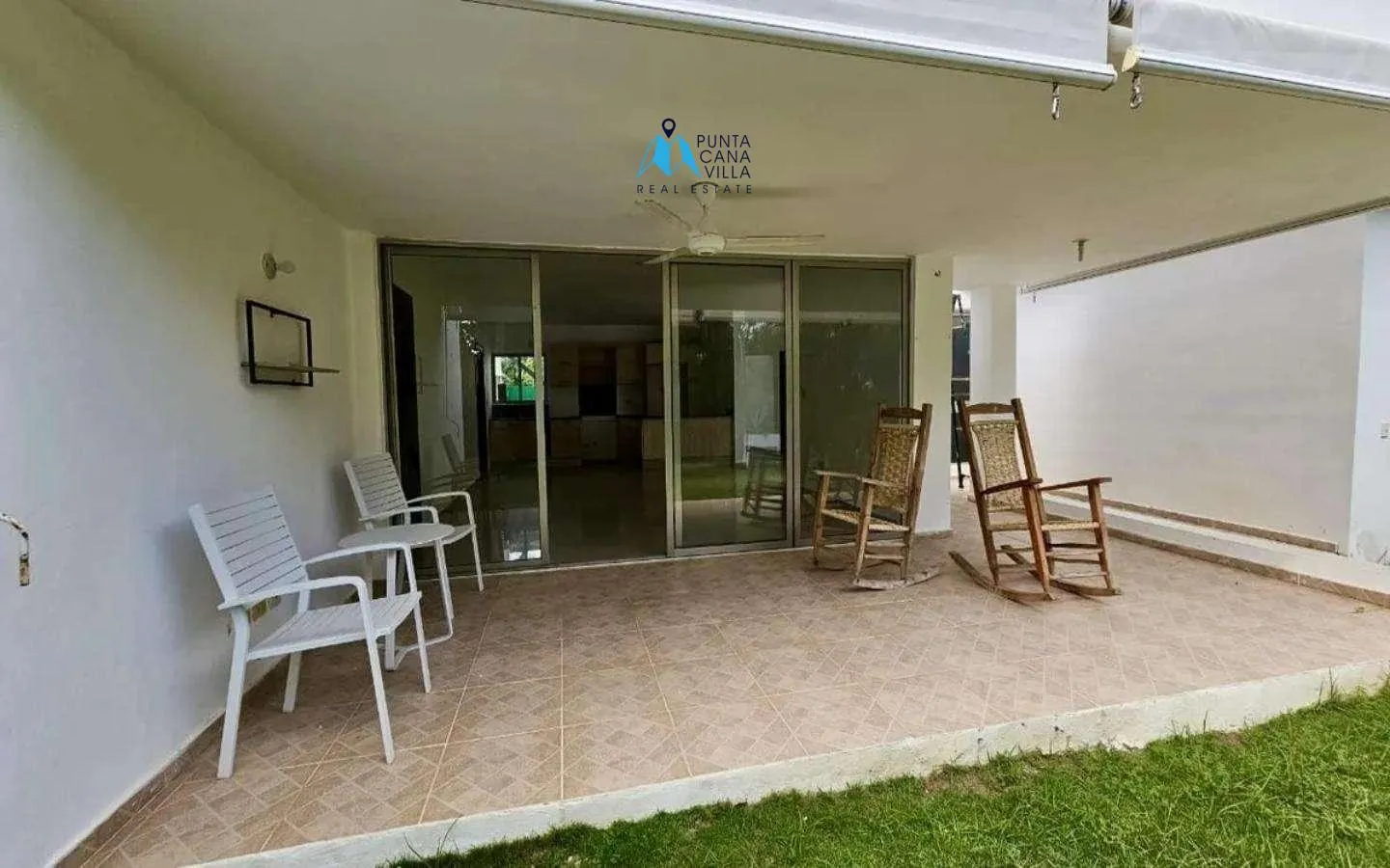 Charming three bedroom villa for sale in Punta Cana Village ()