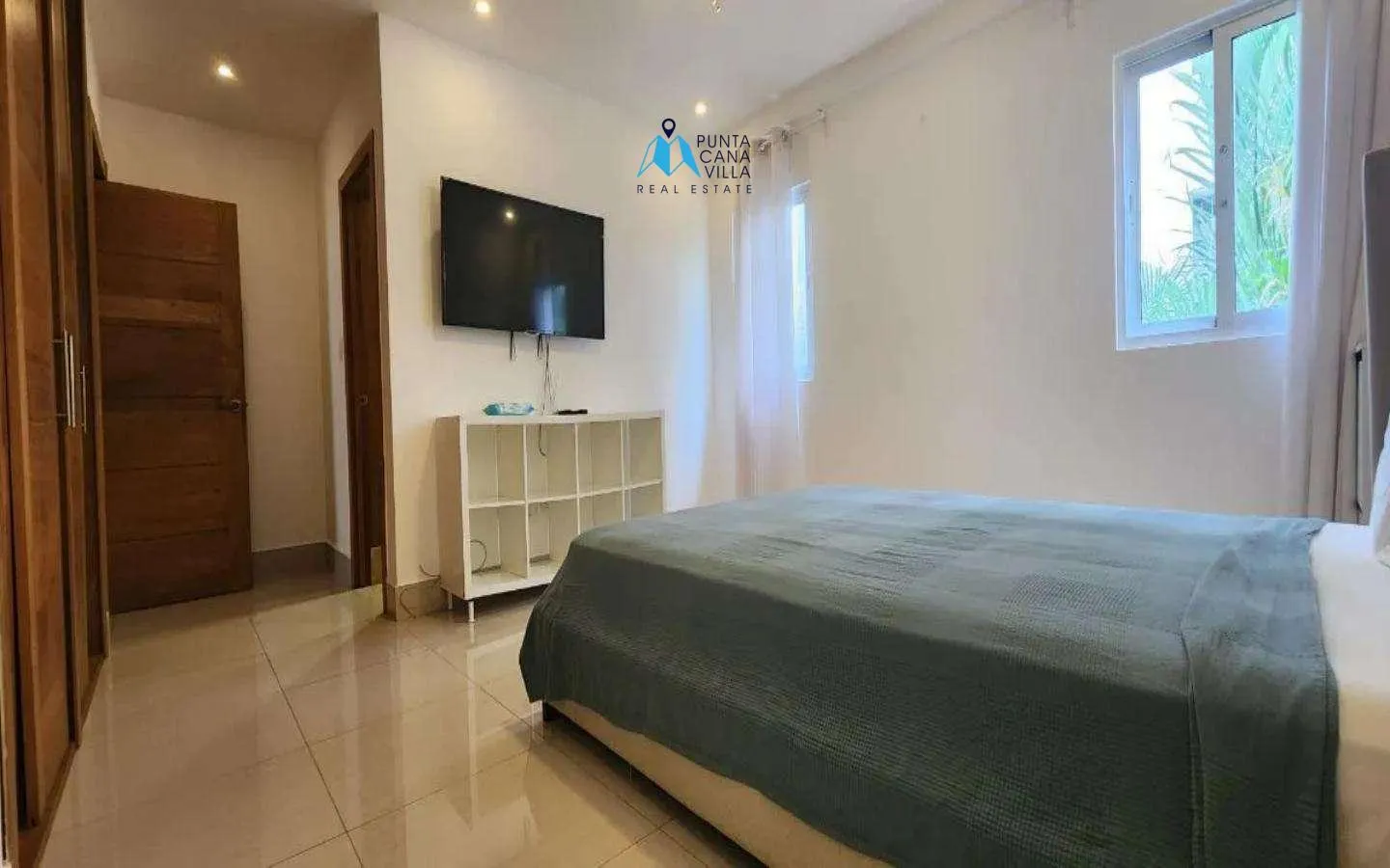 Furnished two bedroom apartment for sale in Punta Cana Village ()