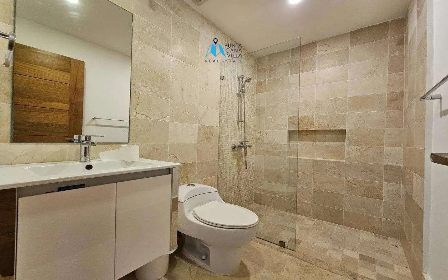 Furnished two bedroom apartment for sale in Punta Cana Village ()