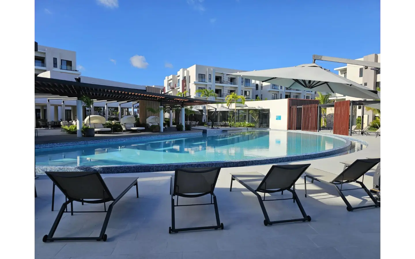 ID , Three Bedroom Apartment with Golf Course Access for Sale at Panorama Lake in Vista Cana, Punta Cana () ID , Three Bedroom Apartment with Golf Course Access for Sale at Panorama Lake in Vista Cana, Punta Cana ()