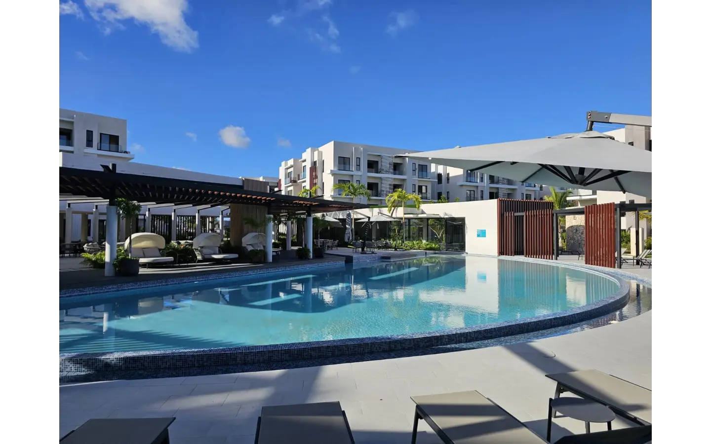 ID , Three Bedroom Apartment with Golf Course Access for Sale at Panorama Lake in Vista Cana, Punta Cana () ID , Three Bedroom Apartment with Golf Course Access for Sale at Panorama Lake in Vista Cana, Punta Cana ()