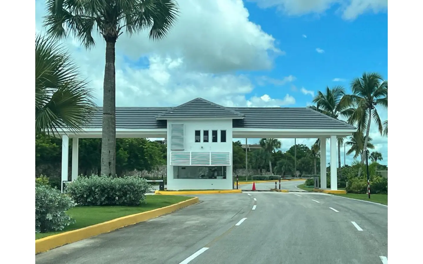 ID , Three Bedroom Apartment with Golf Course Access for Sale at Panorama Lake in Vista Cana, Punta Cana () ID , Three Bedroom Apartment with Golf Course Access for Sale at Panorama Lake in Vista Cana, Punta Cana ()