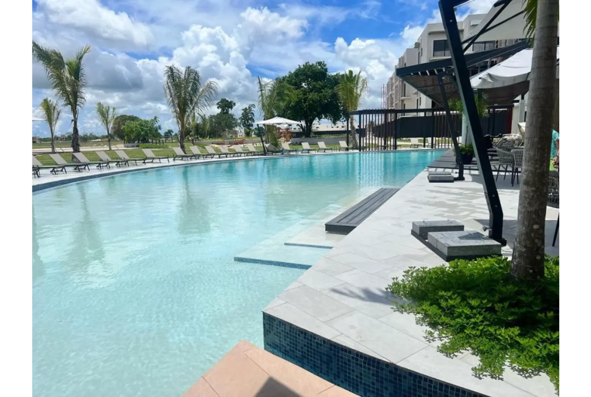 ID , Three Bedroom Apartment with Golf Course Access for Sale at Panorama Lake in Vista Cana, Punta Cana ()