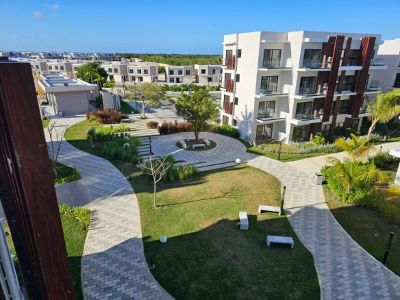 ID , Two Bedroom Apartment for Sale at Panorama Lake in Vista Cana, Punta Cana Featuring a Fishing Lake ()