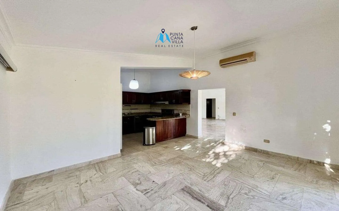 Spacious Three Bedroom Villa For Sale In Cocotal With Beautiful Views ()