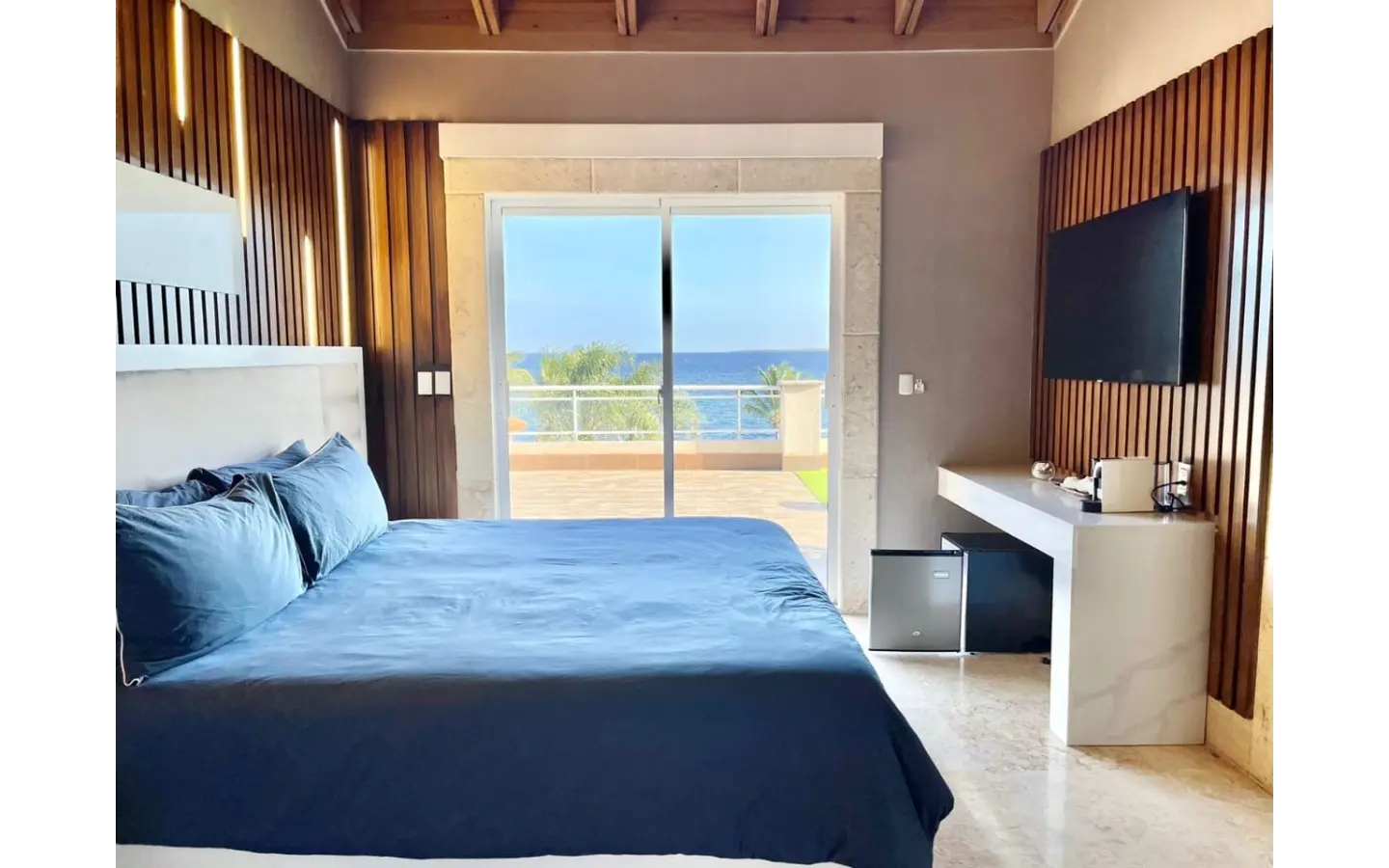 ID , Luxury Beachfront Five Bedroom Villa for Sale In La Romana, Dominican Republic ()